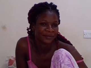 sexyqeen Nudes and Live Cam