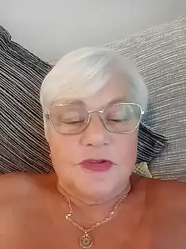 suesinner Nudes and Live Cam