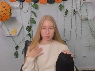 alice-string Nudes and Live Cam