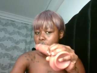 blacqueen2000 Nudes and Live Cam