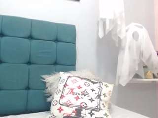 claudiacole Nudes and Live Cam