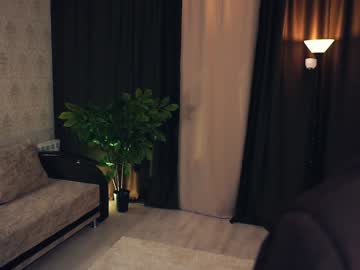 Hello boys and girls! I’m Ria! Nudes and Live Cam