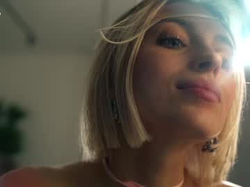Jane Nudes and Live Cam