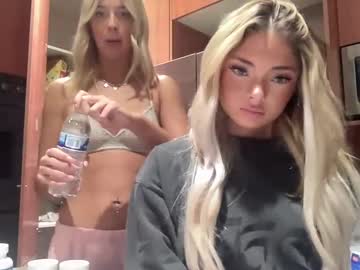julie Nudes and Live Cam