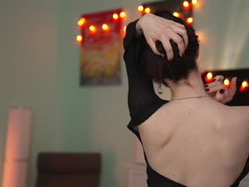 Lili Nudes and Live Cam