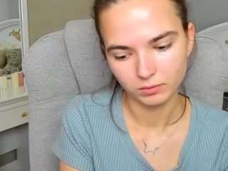arilarin Nudes and Live Cam