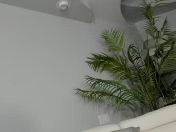 Blonde Rider Nudes and Live Cam