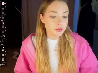 crystalkim Nudes and Live Cam