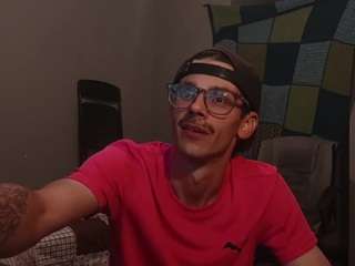 giantpenisman Nudes and Live Cam