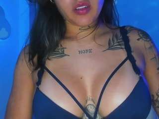 halleyclouud Nudes and Live Cam
