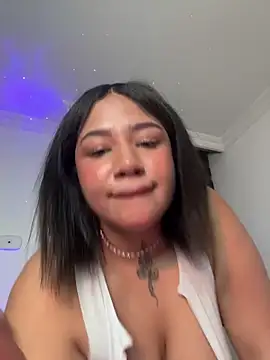 IamSashaLuv Nudes and Live Cam
