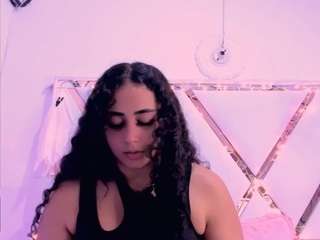 samyy-naughty Nudes and Live Cam