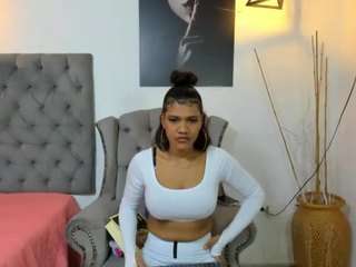 charlotte-ebony Nudes and Live Cam