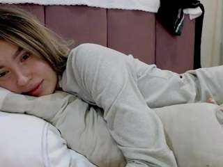 fourtunet Nudes and Live Cam