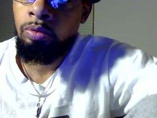 llmywood Nudes and Live Cam