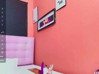 veronicaroose Nudes and Live Cam