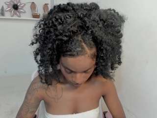 zizi-campbell Nudes and Live Cam