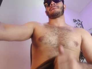 azkingdom Nudes and Live Cam