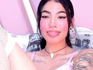 eva-benely Nudes and Live Cam