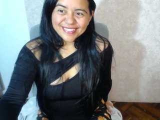 kendra-mamba Nudes and Live Cam