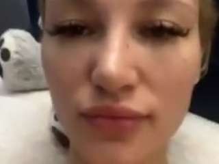 me1anie-pink Nudes and Live Cam