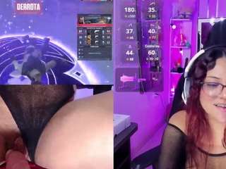 petitesofia Nudes and Live Cam
