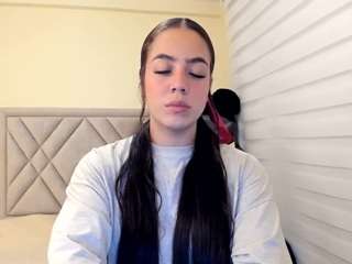 salomebrunette Nudes and Live Cam
