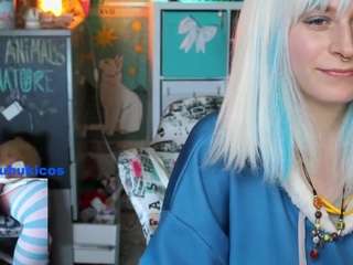 shirayukihime Nudes and Live Cam