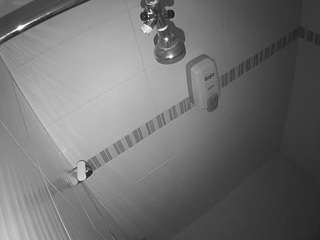 voyeurcam-jb-shower-12 Nudes and Live Cam