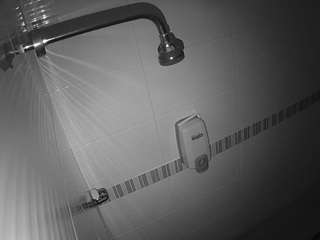 voyeurcam-jb-shower-13 Nudes and Live Cam
