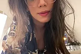 avis_12 Nudes and Live Cam