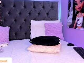 daniela-tovar Nudes and Live Cam
