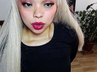emerald00 Nudes and Live Cam