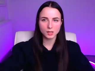emmacutiee Nudes and Live Cam