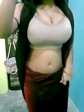 husa-Malika Nudes and Live Cam