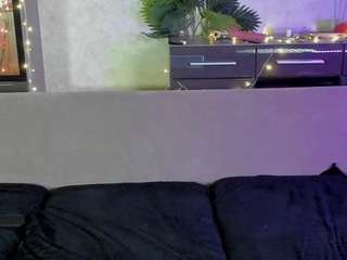 moon-arii Nudes and Live Cam