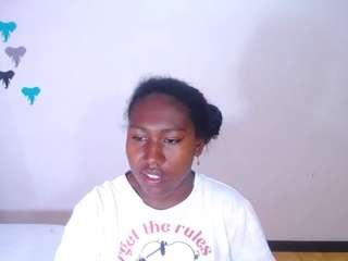 sweet-chocolattee Nudes and Live Cam