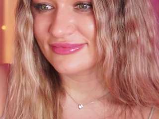 sweetyvicky Nudes and Live Cam