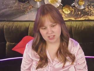 crystallpaws Nudes and Live Cam