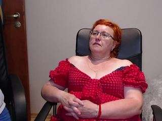 curvyjoanna Nudes and Live Cam