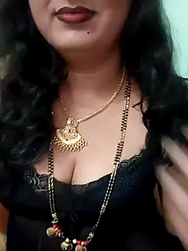 Urmila_555 Nudes and Live Cam