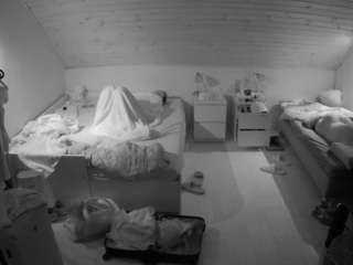 voyeurcam-julmodels-greybed-3 Nudes and Live Cam