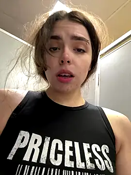 pantyless Nudes and Live Cam