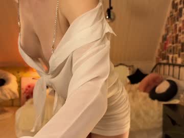 Anika Nudes and Live Cam