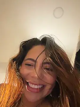 Aryrosee Nudes and Live Cam