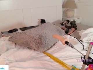 emmabum Nudes and Live Cam