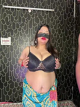 Jennifer_G Nudes and Live Cam