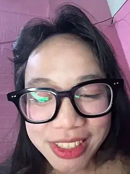 Leeeeiu Nudes and Live Cam