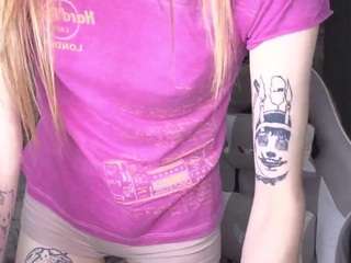 littlevildevil Nudes and Live Cam