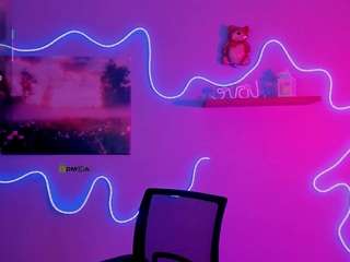 lola-savage Nudes and Live Cam